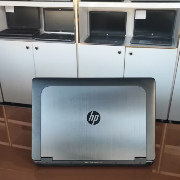 HP ZBOOK 15 G2